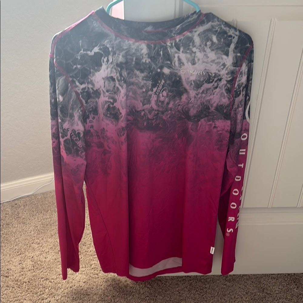 Magellan Outdoors Gradient Pink and Black Shirt